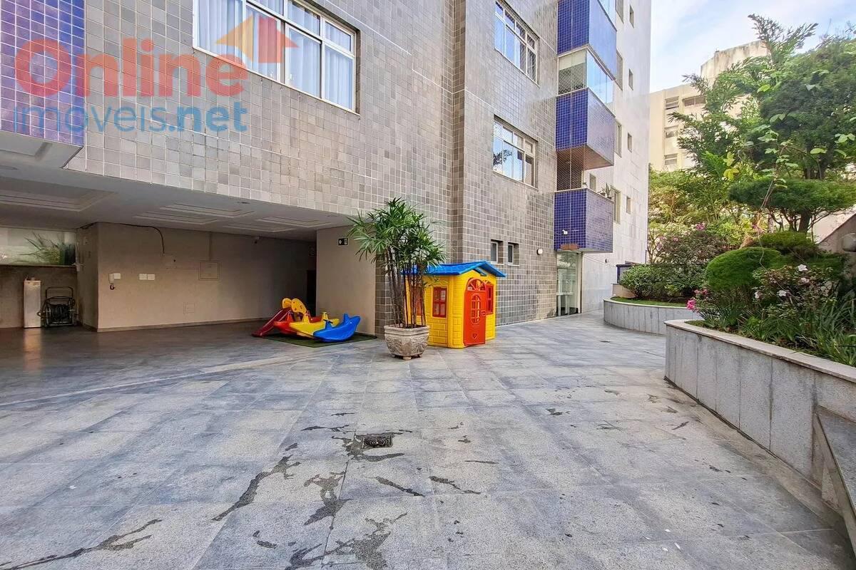 Apartamento, Funcionários, 4 Quartos, 0 Vaga, 1 Suíte
