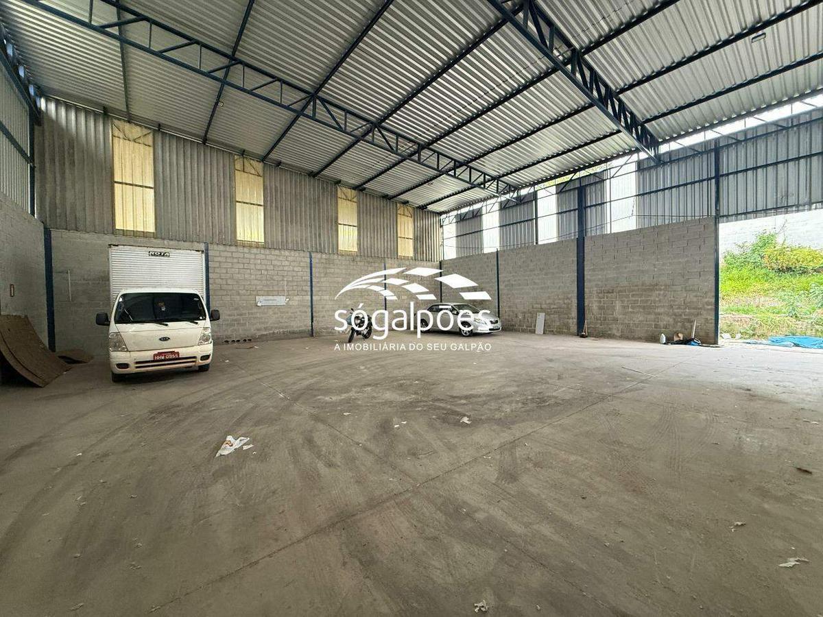 Galpão, Cincão, 20 Vagas