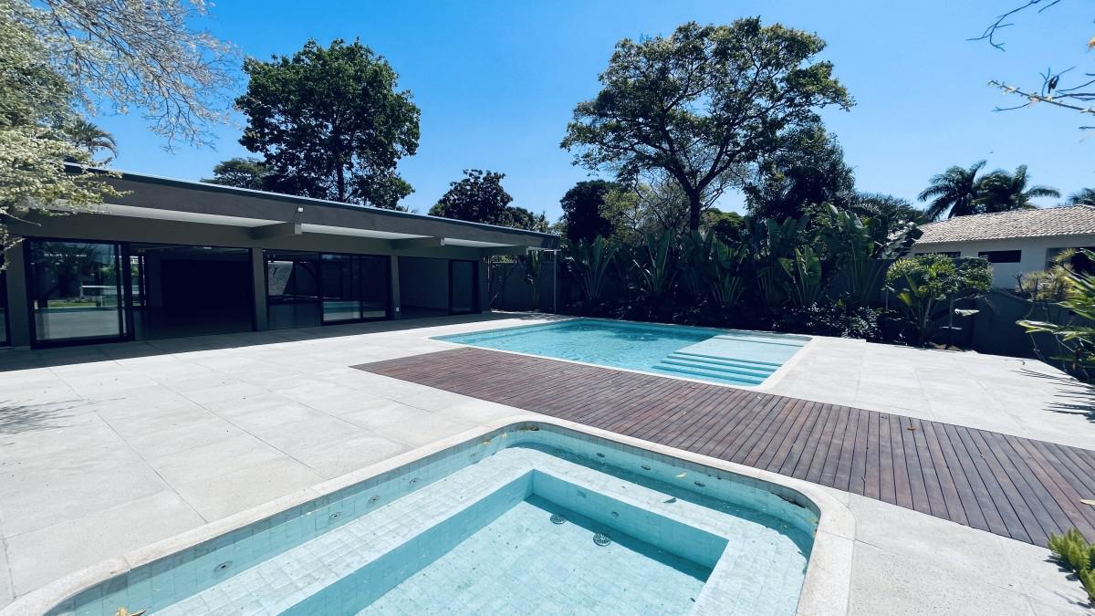 Casa, Bandeirantes (pampulha), 4 Quartos, 10 Vagas, 4 Suítes