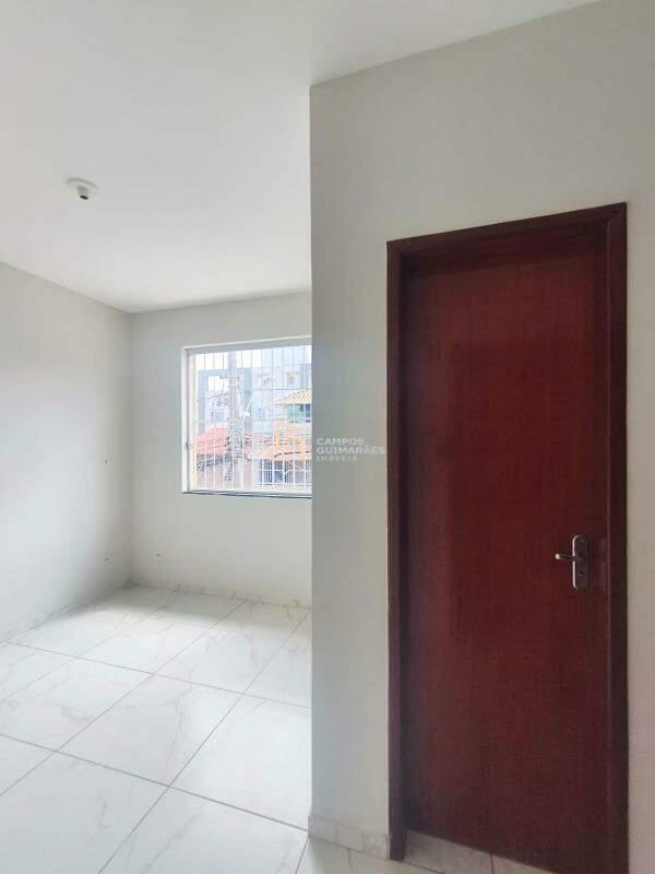 Casa, Barreiro, 2 Quartos, 1 Vaga, 2 Suítes