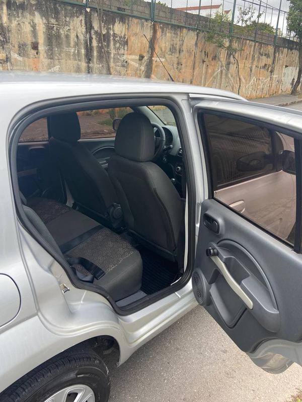 Fiat Uno Vivace/Rua 1.0 Evo Fire Flex 8v 5p