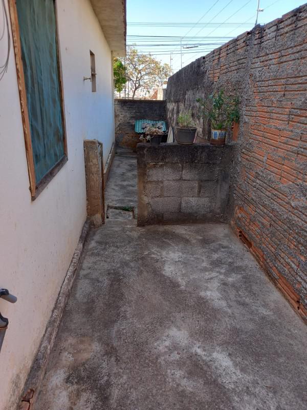 Casa, Vila Martins, 0 Quarto, 0 Vaga