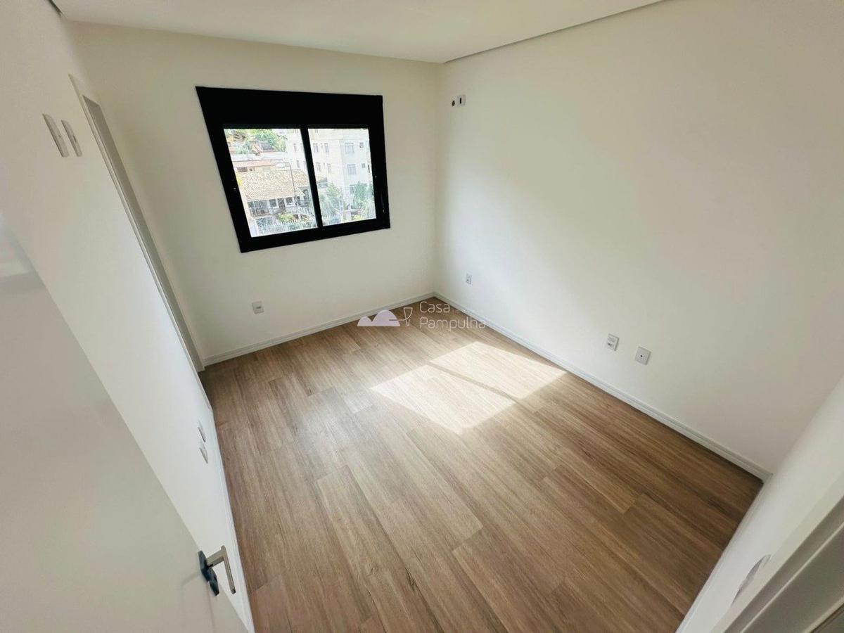 Apartamento, Itapoã, 4 Quartos, 2 Vagas, 2 Suítes