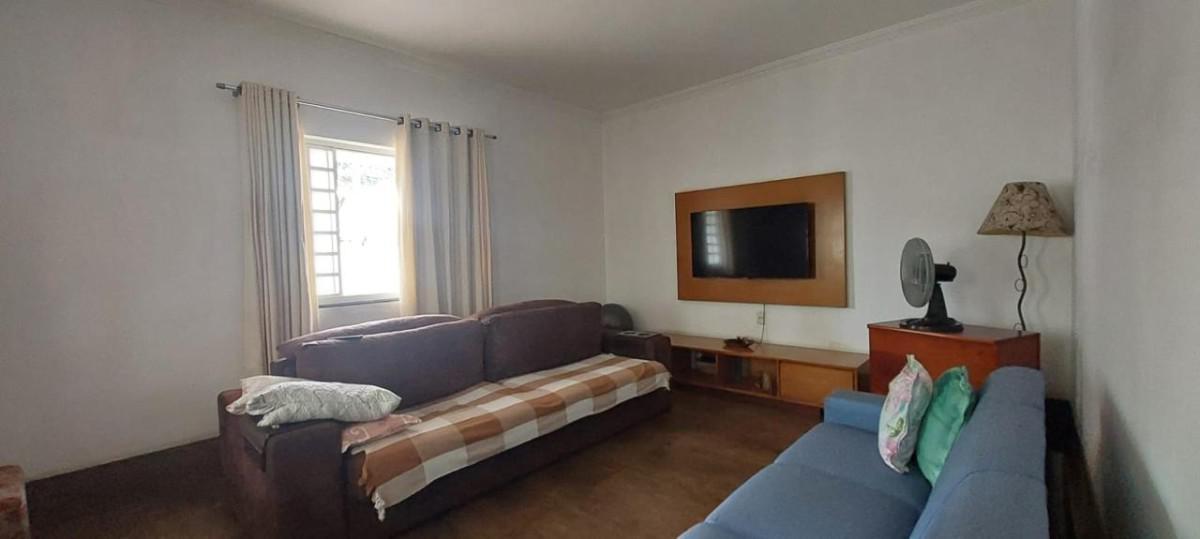 Casa, Jardim Riacho das Pedras, 3 Quartos, 10 Vagas, 1 Suíte