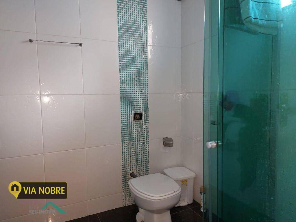 Casa, Calafate, 6 Quartos, 6 Vagas, 1 Suíte