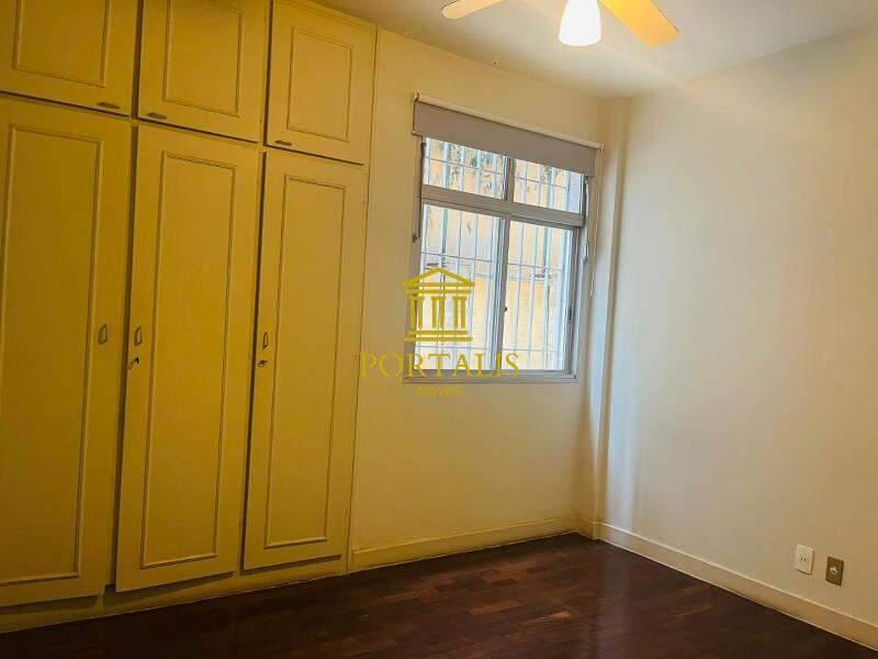 Apartamento, Funcionários, 4 Quartos, 2 Vagas, 1 Suíte