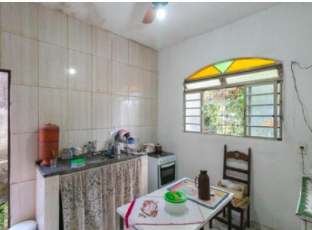 Casa, Floramar, 3 Quartos, 6 Vagas, 1 Suíte