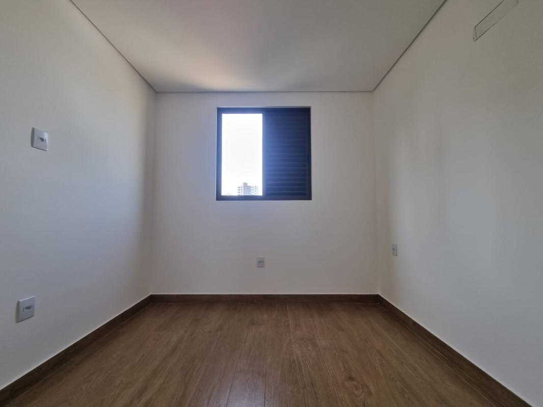 Cobertura, Jardim Riacho das Pedras, 3 Quartos, 4 Vagas, 1 Suíte