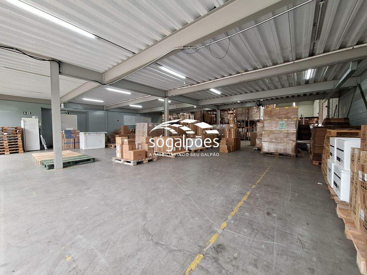 Galpão, Trevo, 26 Vagas