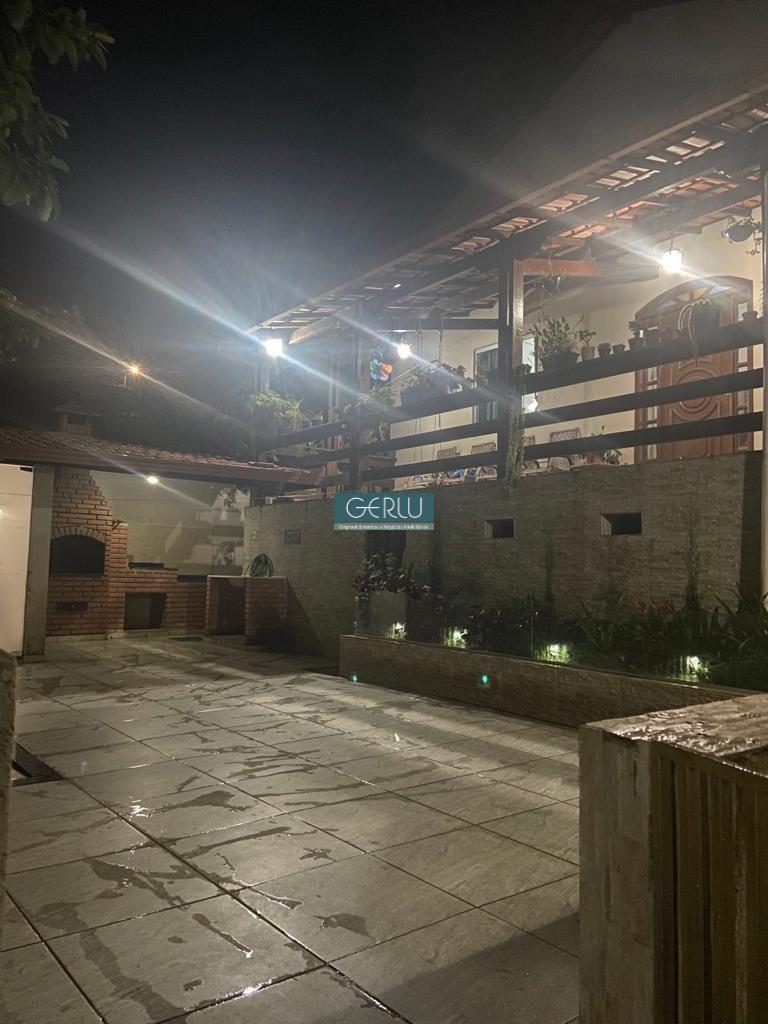 Casa, Jardim Casa Branca, 3 Quartos, 2 Vagas, 1 Suíte