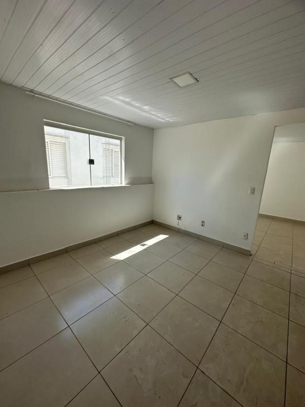 Casa, Vila Pinto, 6 Quartos, 0 Vaga, 1 Suíte