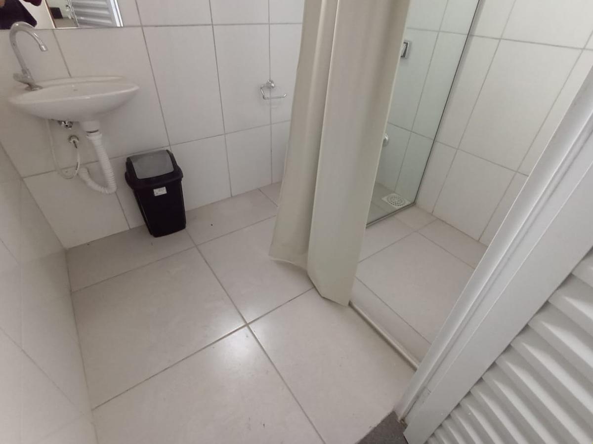 Casa Comercial, Liberdade, 0 Quarto, 0 Vaga