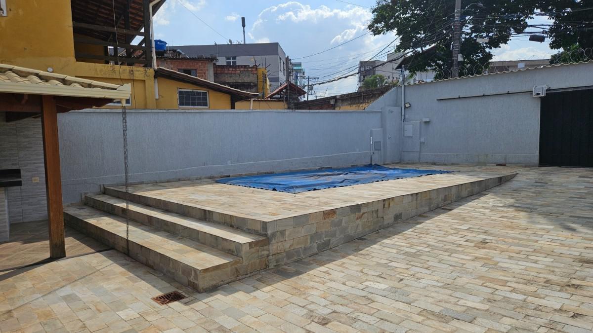 Casa, Eldorado, 3 Quartos, 6 Vagas, 1 Suíte