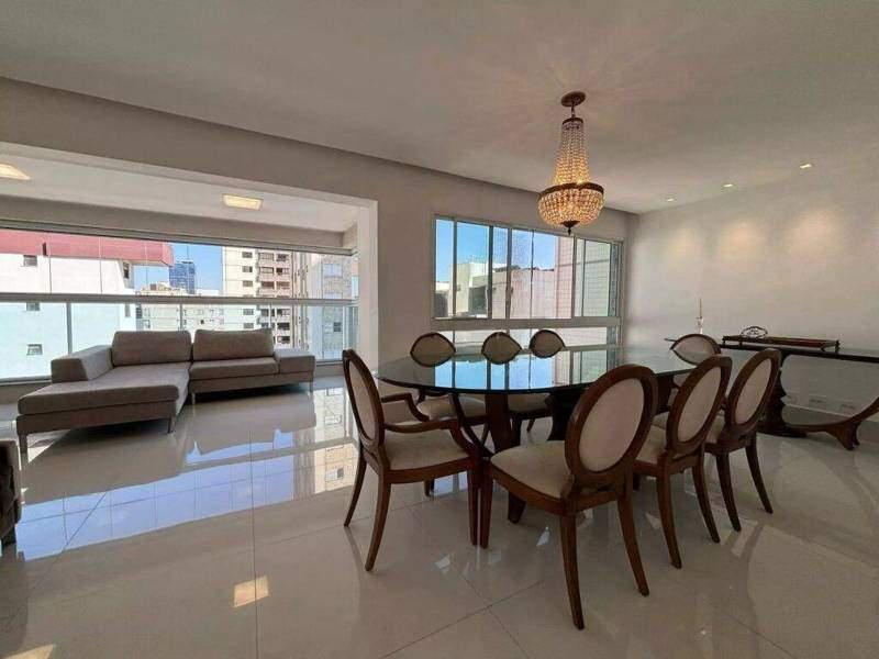 Apartamento, Funcionários, 4 Quartos, 4 Vagas, 2 Suítes