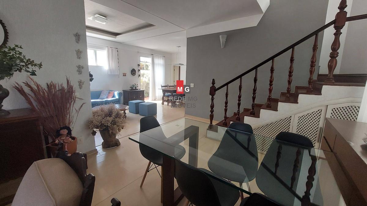 Casa, Ouro Preto, 4 Quartos, 4 Vagas, 1 Suíte