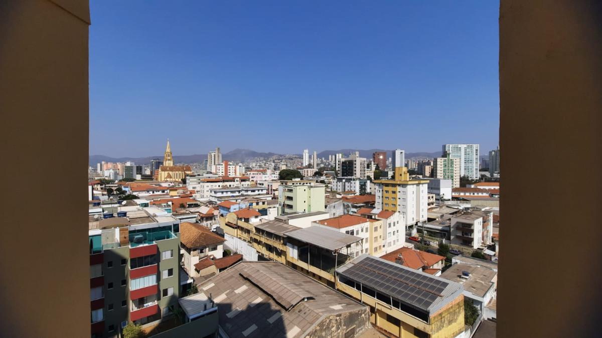 Apartamento, Floresta, 3 Quartos, 2 Vagas
