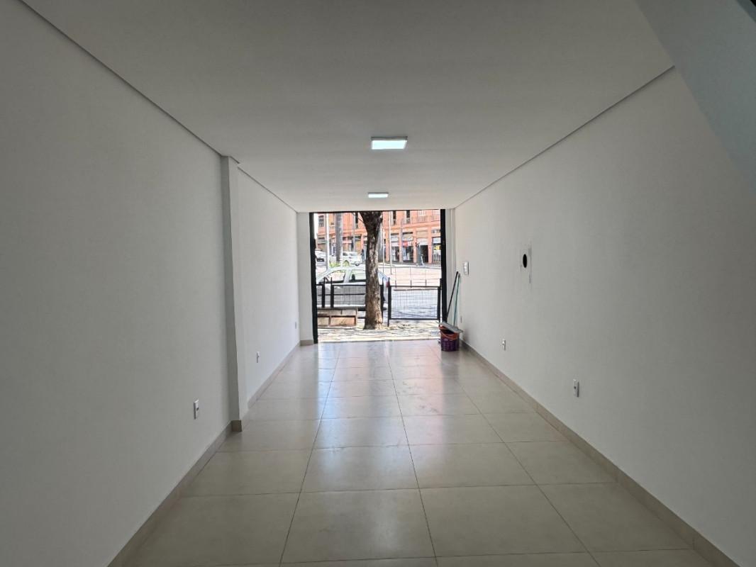 Andar, Centro, 0 Quarto, 0 Vaga