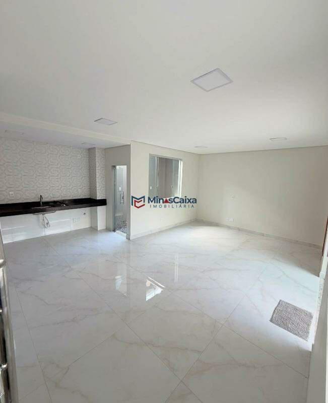 Casa, Córrego Novo, 3 Quartos, 2 Vagas, 1 Suíte