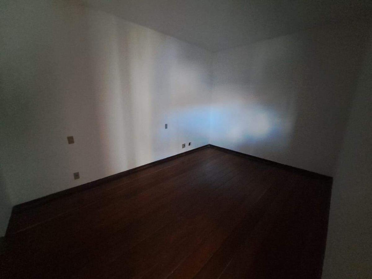 Casa, Nova Suíssa, 4 Quartos, 3 Vagas, 1 Suíte