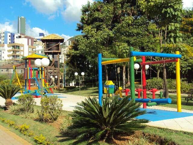 Casa, Buritis, 3 Quartos, 2 Vagas, 1 Suíte