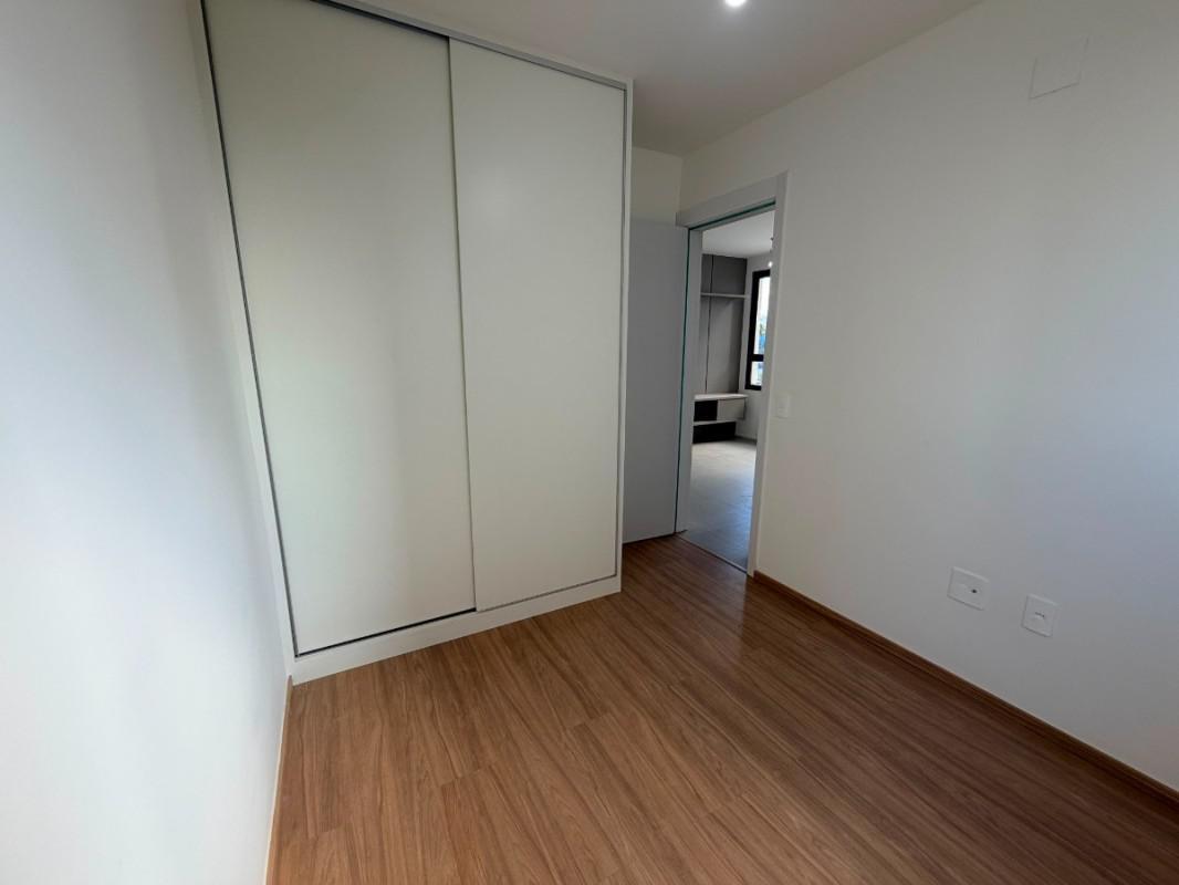 Apartamento, Estoril, 2 Quartos, 1 Vaga, 1 Suíte