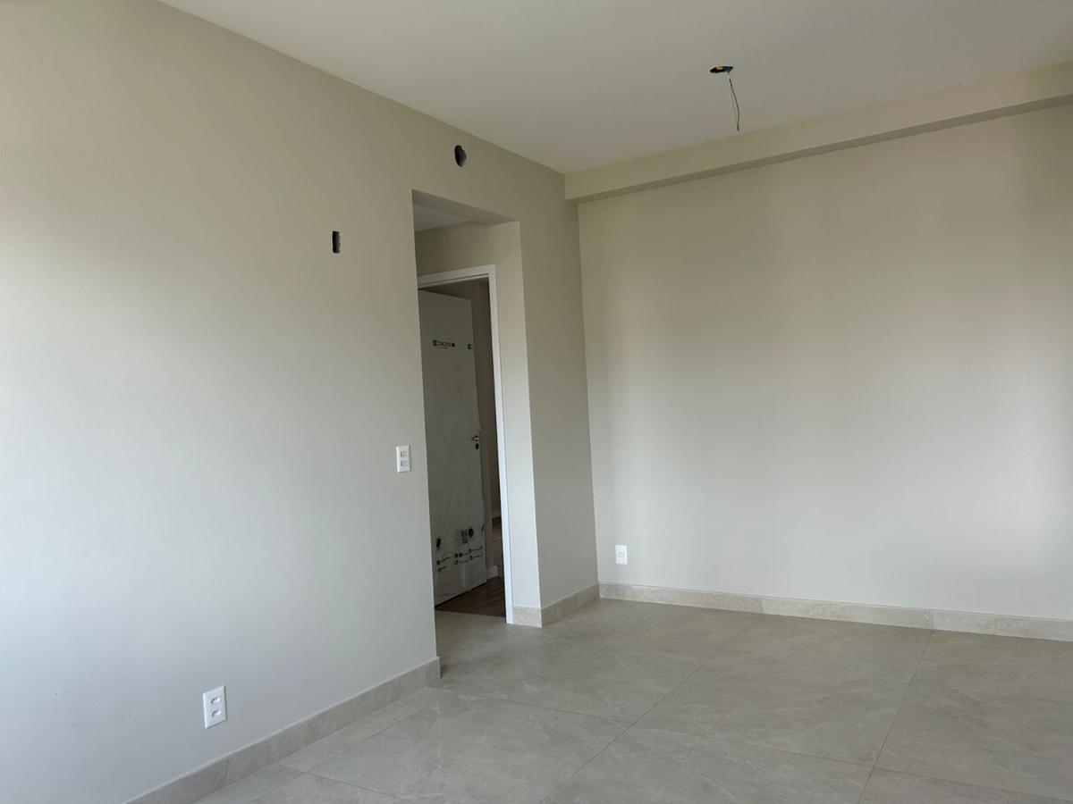 Apartamento, Serra, 2 Quartos, 2 Vagas, 1 Suíte