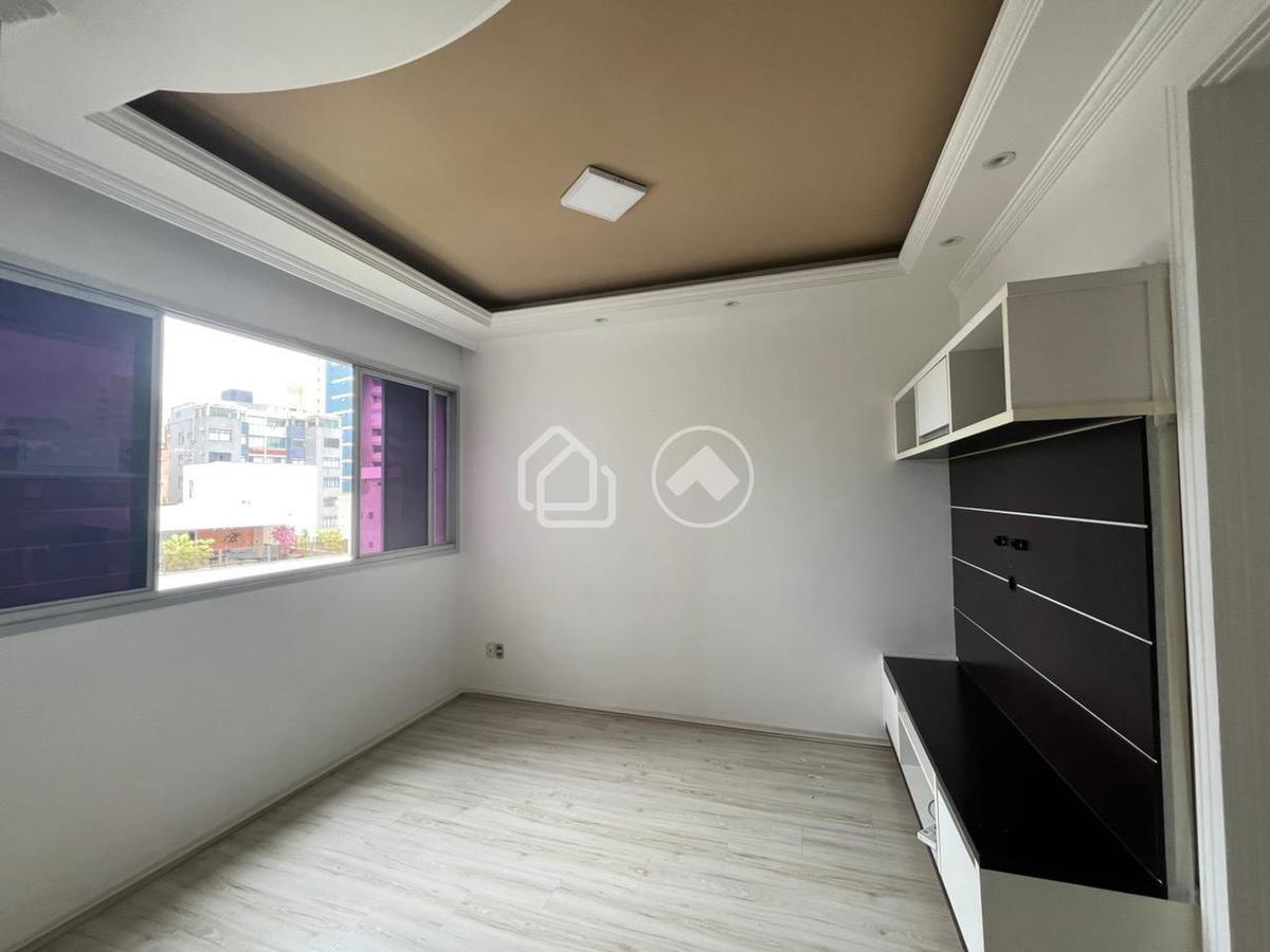 Apartamento, Estoril, 3 Quartos, 2 Vagas, 1 Suíte