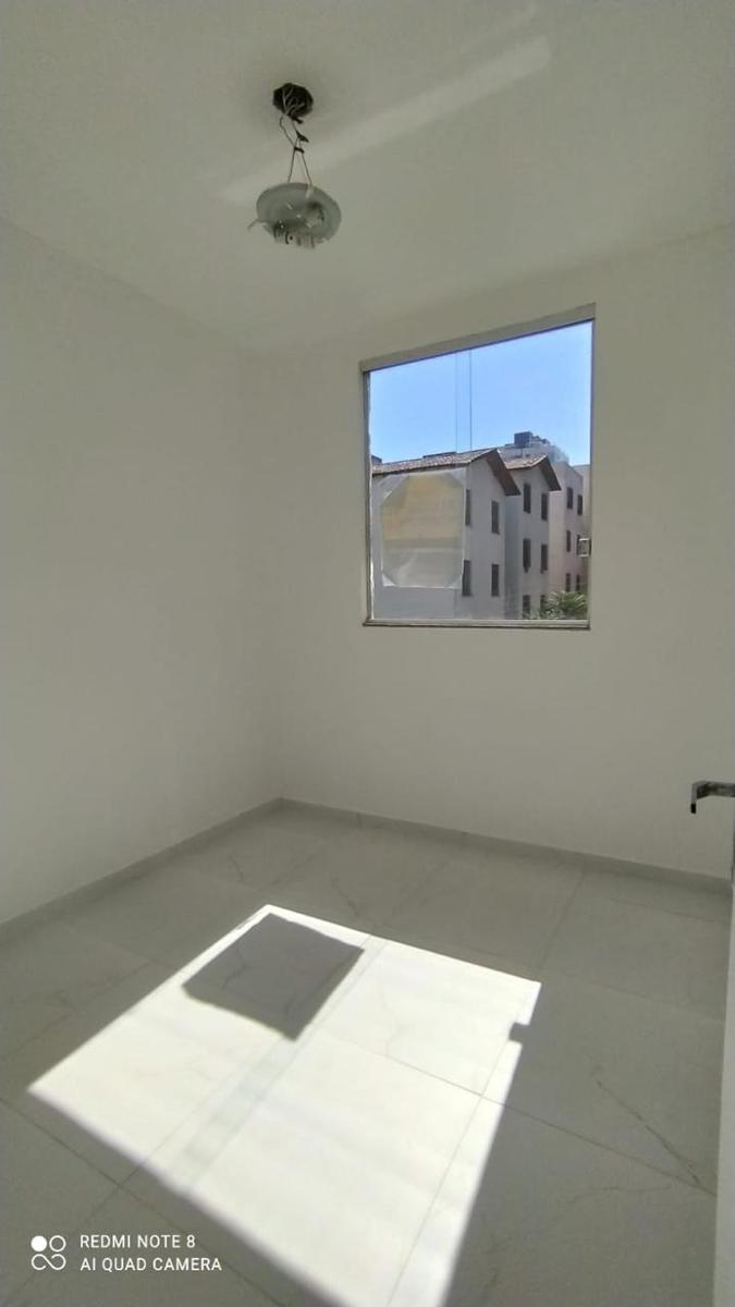 Apartamento, Sagrada Família, 3 Quartos, 1 Vaga