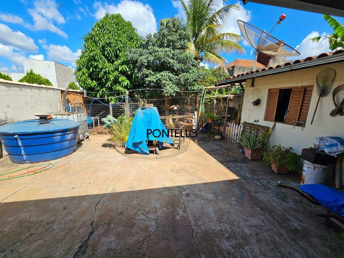 Casa, Boa Vista, 3 Quartos, 5 Vagas, 1 Suíte