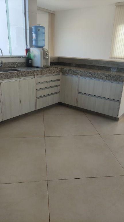 Casa, Shalimar, 3 Quartos, 0 Vaga