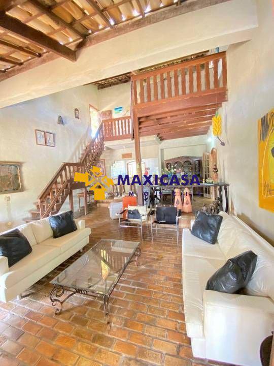 Casa, Trevo, 3 Quartos, 6 Vagas, 1 Suíte