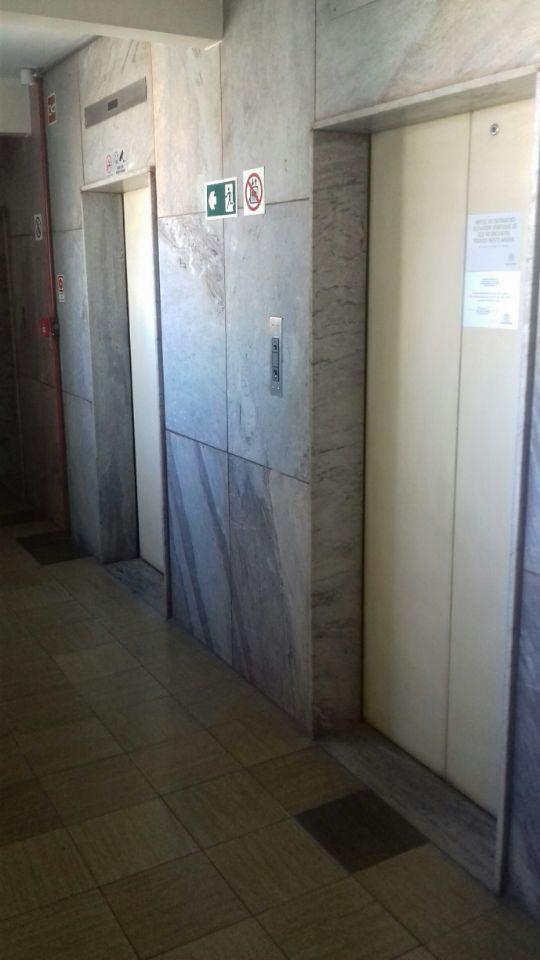 Sala, Barro Preto, 0 Quarto, 0 Vaga, 0 Suíte