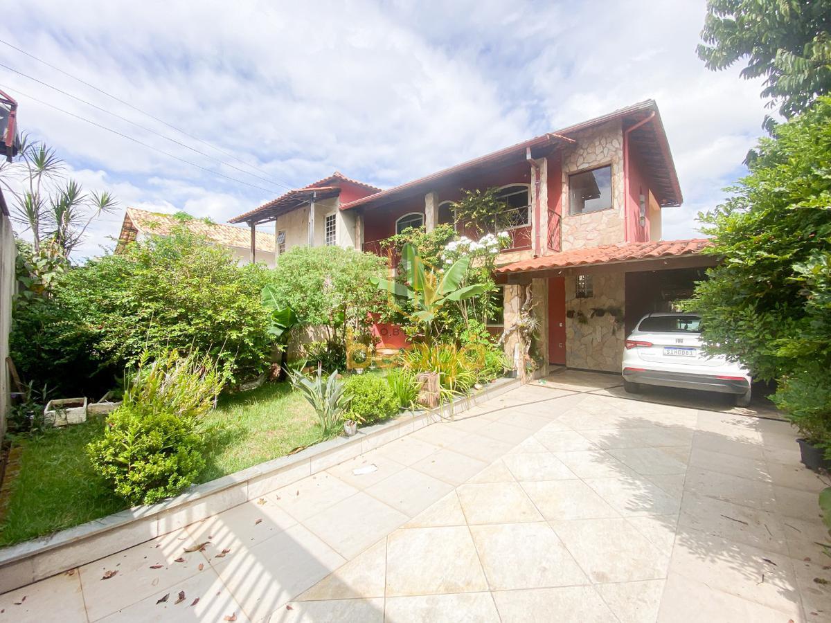 Casa, Trevo, 4 Quartos, 4 Vagas, 1 Suíte