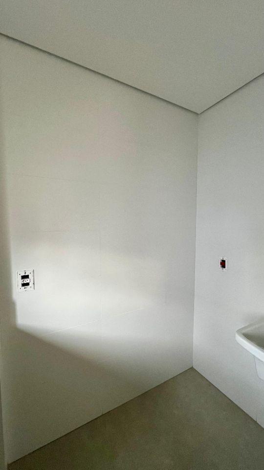 Apartamento, Funcionários, 2 Quartos, 2 Vagas, 1 Suíte