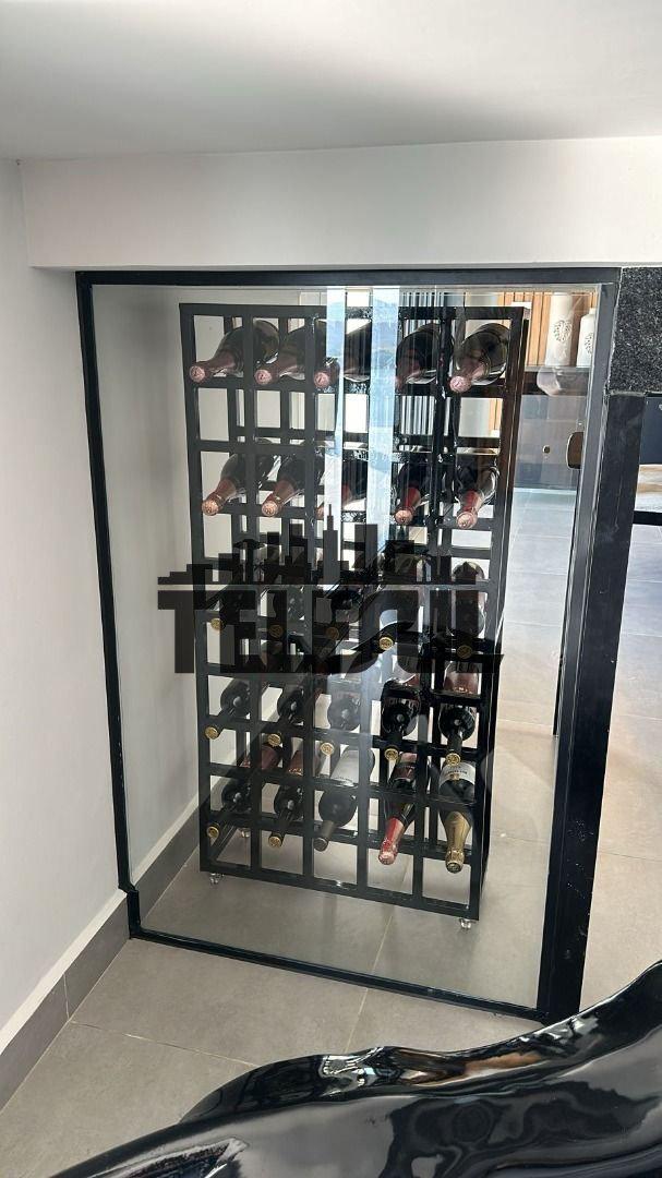 Casa, Centro, 8 Quartos, 0 Vaga, 8 Suítes