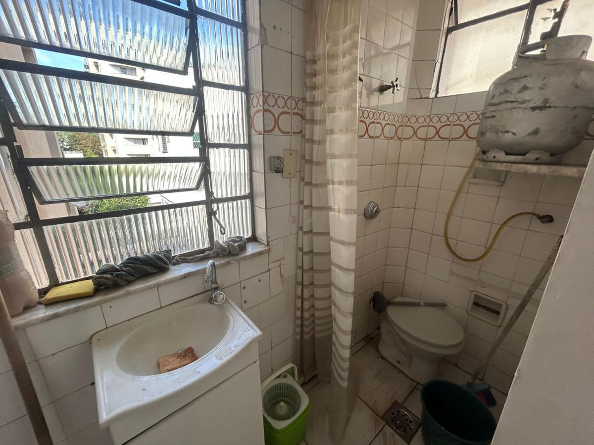 Apartamento, Floresta, 2 Quartos, 1 Vaga