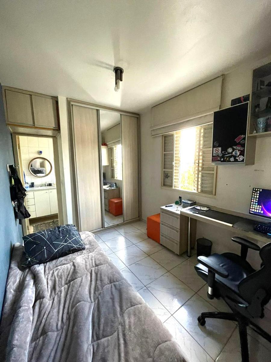 Casa, Padre Eustáquio, 4 Quartos, 0 Vaga, 2 Suítes