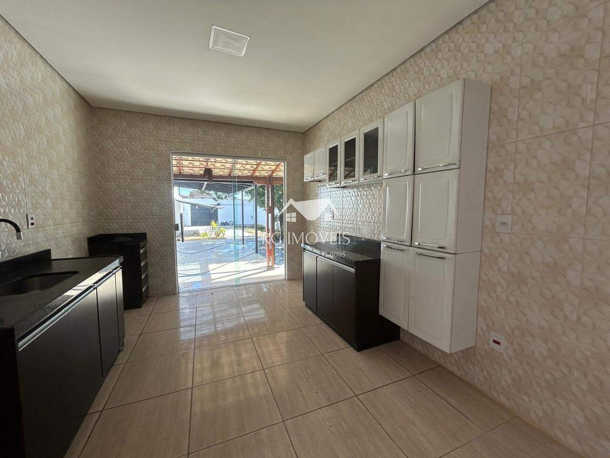 Casa, Novo Progresso, 2 Quartos, 6 Vagas