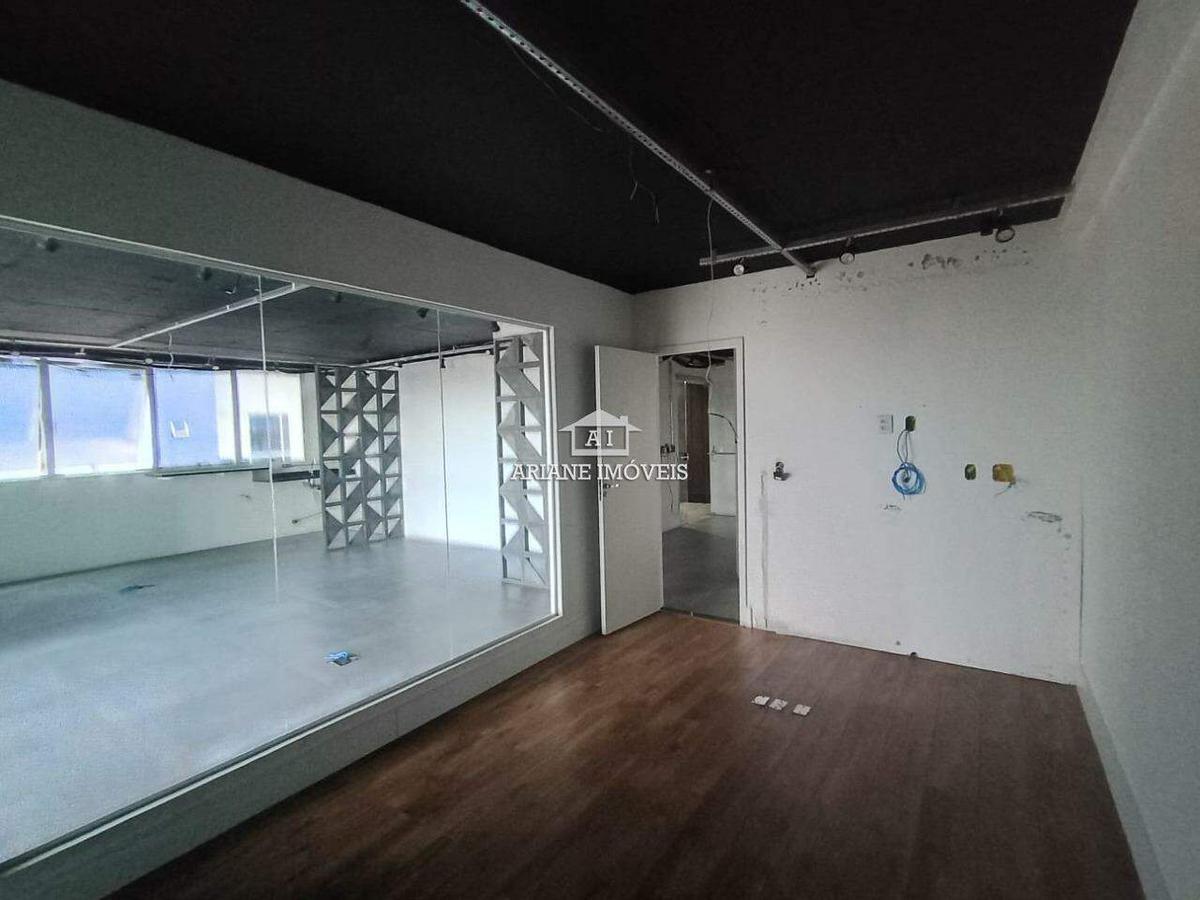 Sala, Luxemburgo, 0 Quarto, 0 Vaga