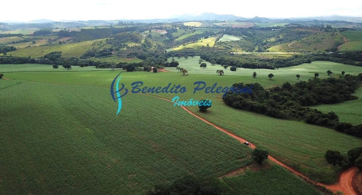 Fazenda, Zona Rural, 3 Quartos, 2 Vagas, 1 Suíte