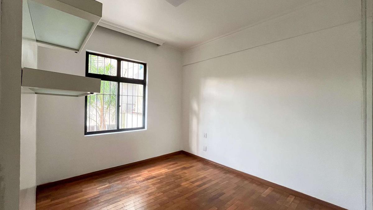 Apartamento, Estoril, 3 Quartos, 2 Vagas, 1 Suíte