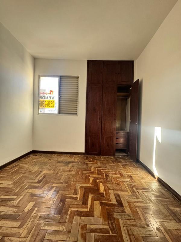 Apartamento, Sagrada Família, 2 Quartos, 1 Vaga