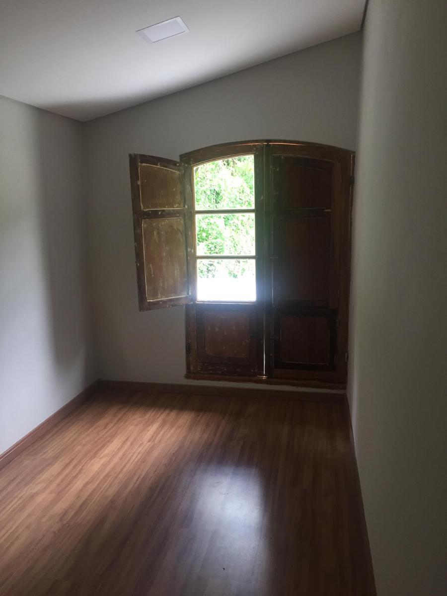 Casa, São Sebastião das Águas Claras, 3 Quartos, 3 Vagas, 1 Suíte