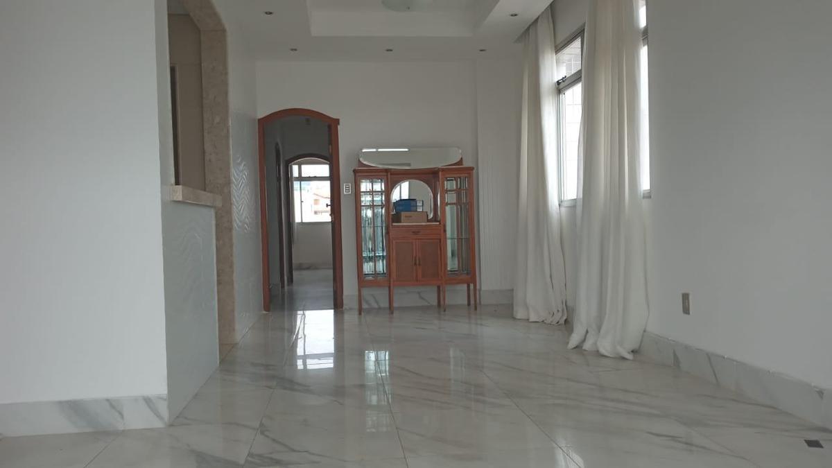 Cobertura, Cidade Nova, 4 Quartos, 2 Vagas, 1 Suíte