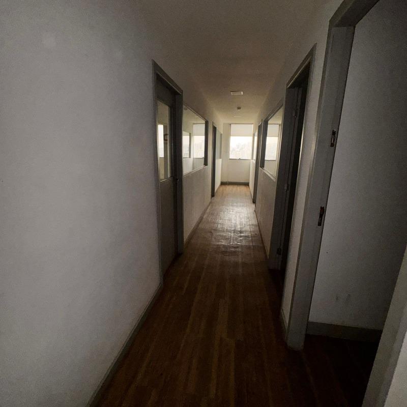Andar, Estoril, 0 Quarto, 4 Vagas