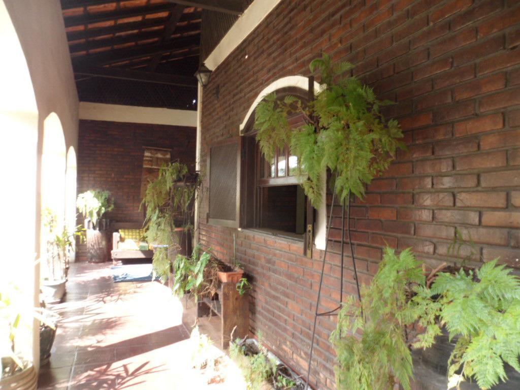 Casa, Centro, 4 Quartos, 10 Vagas, 1 Suíte