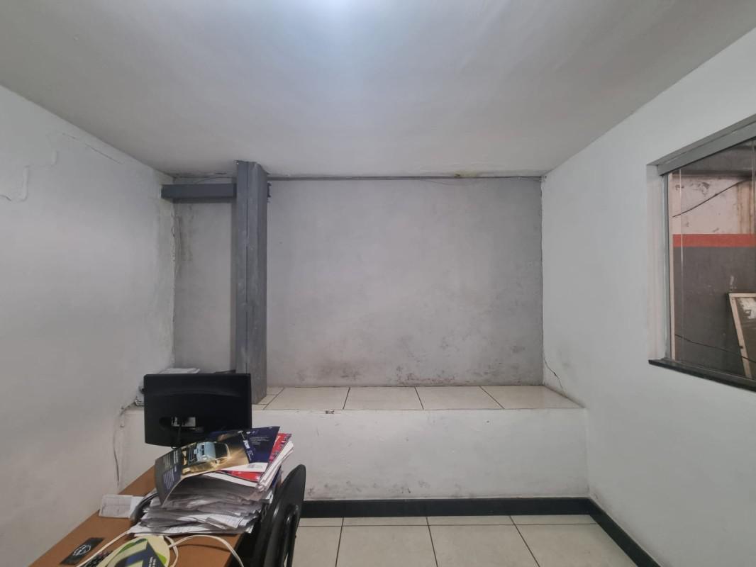 Galpão, Flamengo, 0 Quarto, 10 Vagas