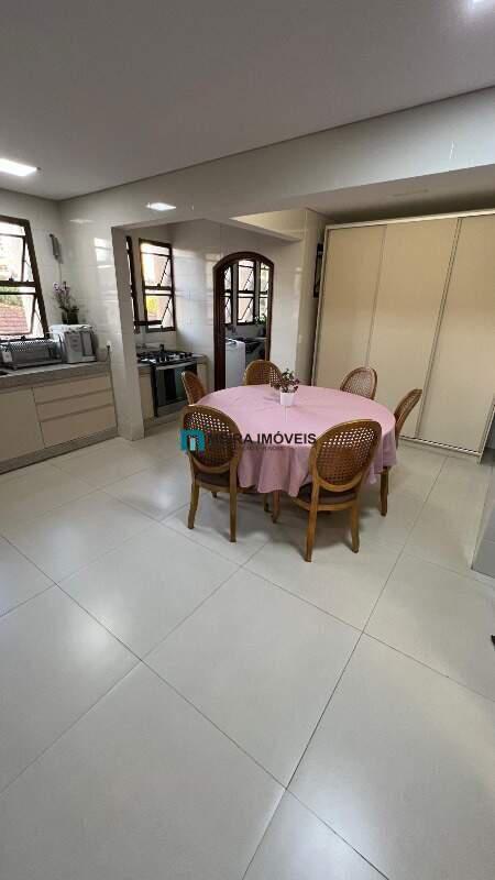 Apartamento, Funcionários, 4 Quartos, 3 Vagas, 2 Suítes