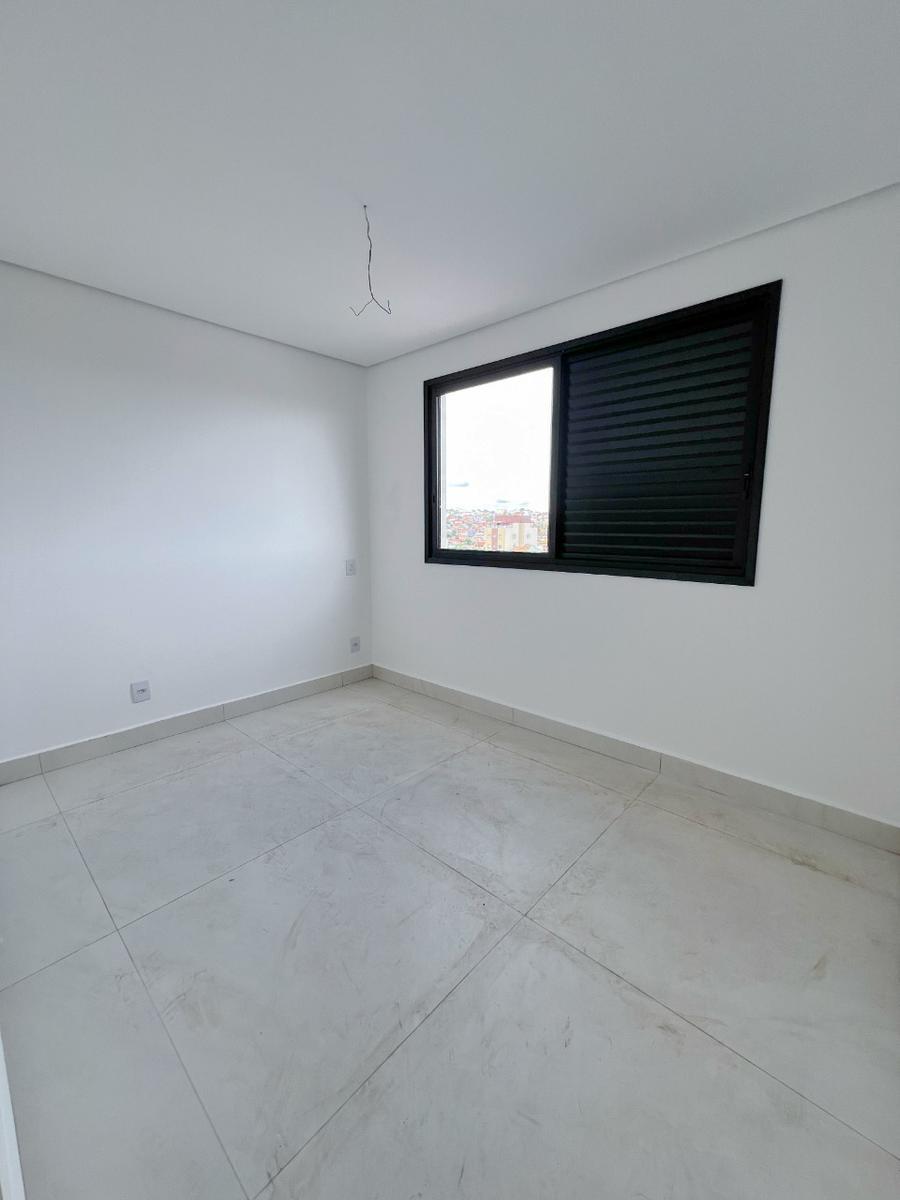 Cobertura, Santa Mônica, 2 Quartos, 1 Vaga, 1 Suíte
