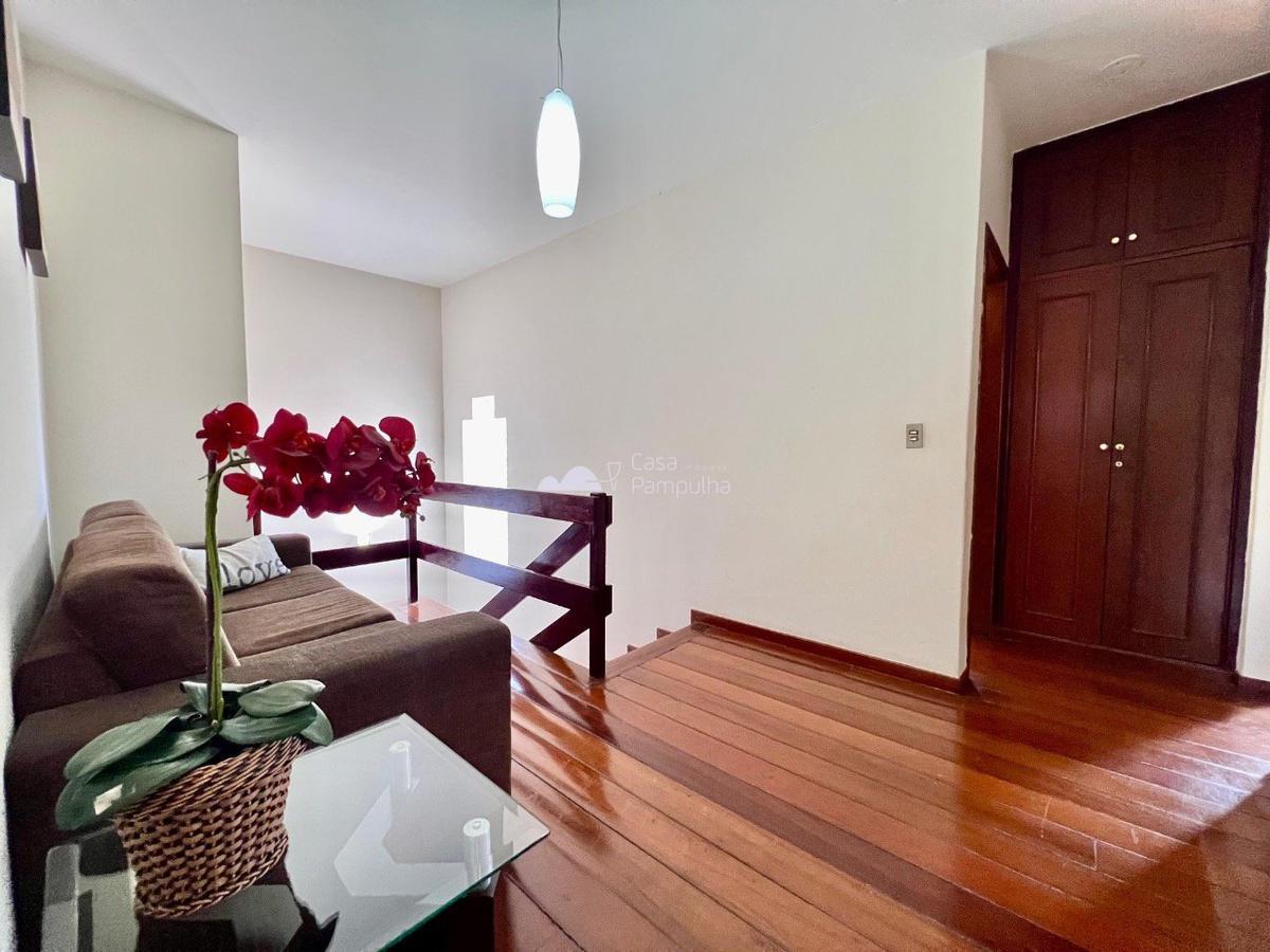Casa, Planalto, 4 Quartos, 4 Vagas, 1 Suíte